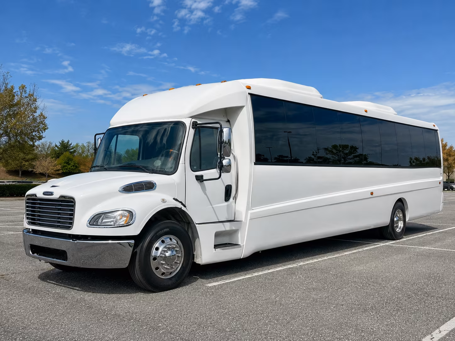 fairfield 30 passenger party bus